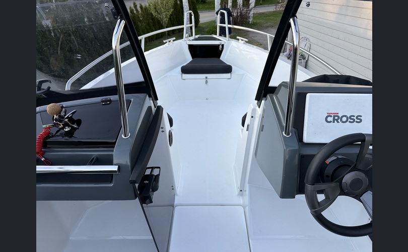 Yamarin Cross 54BR-kuva-3